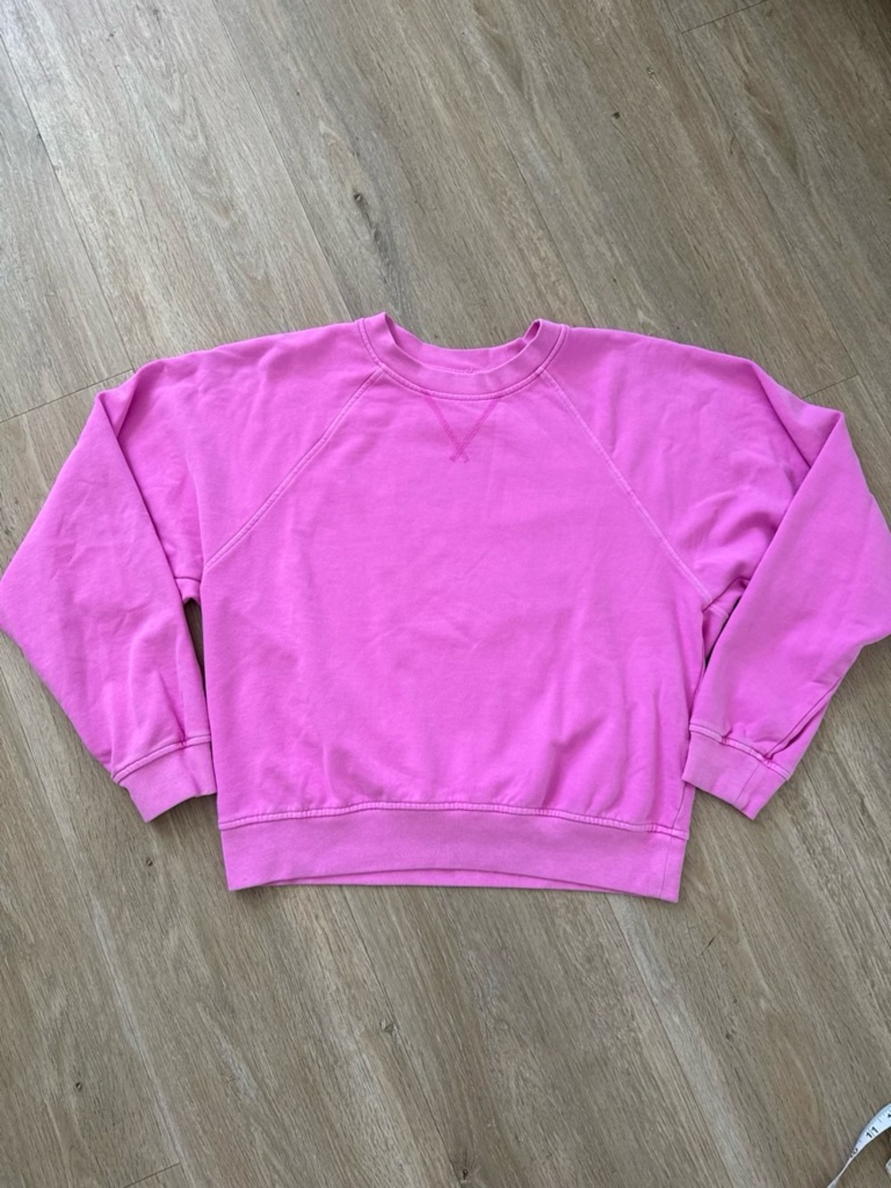 GAP Hot Bubble Gum Pink Women's Crewneck Sweatshirt Small